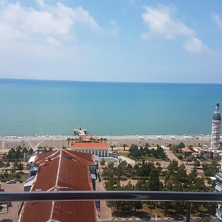 West Apartments บาทูมิ ภายนอก รูปภาพ