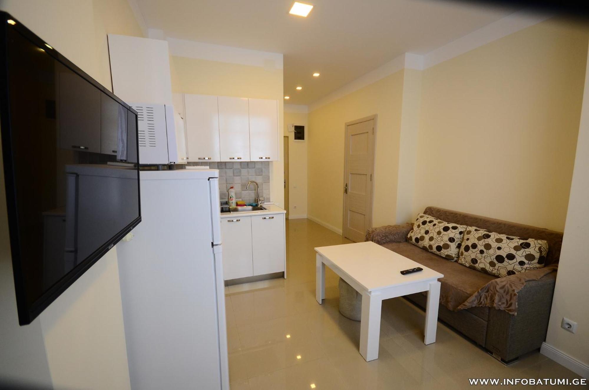 West Apartments บาทูมิ ภายนอก รูปภาพ