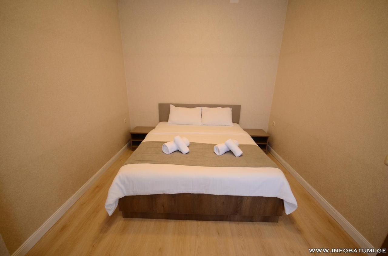 West Apartments บาทูมิ ภายนอก รูปภาพ