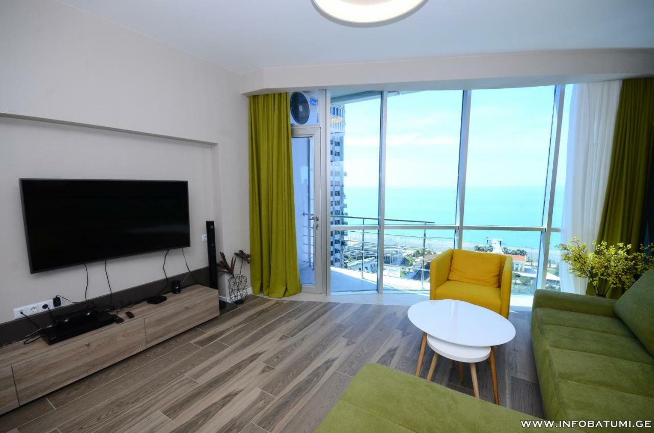 West Apartments บาทูมิ ภายนอก รูปภาพ