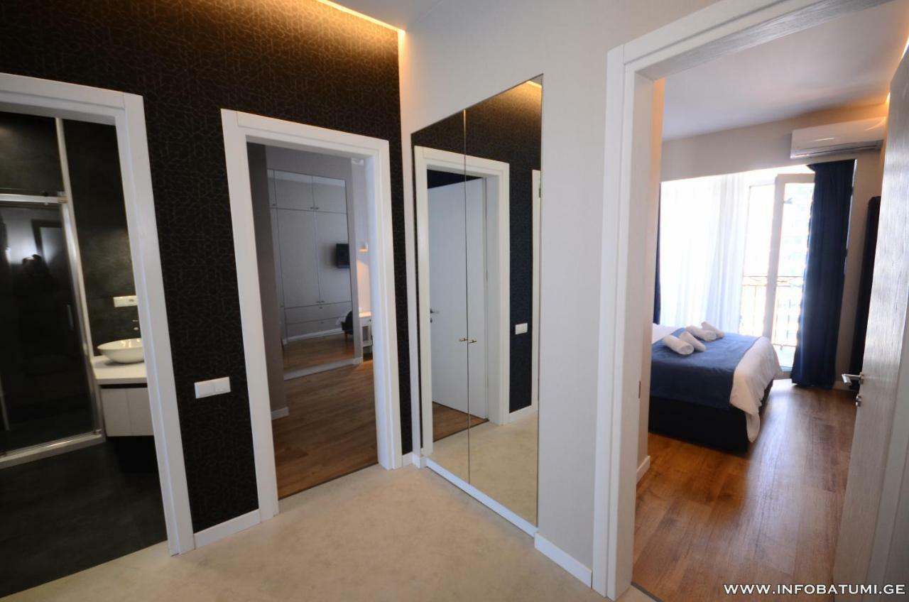 West Apartments บาทูมิ ภายนอก รูปภาพ