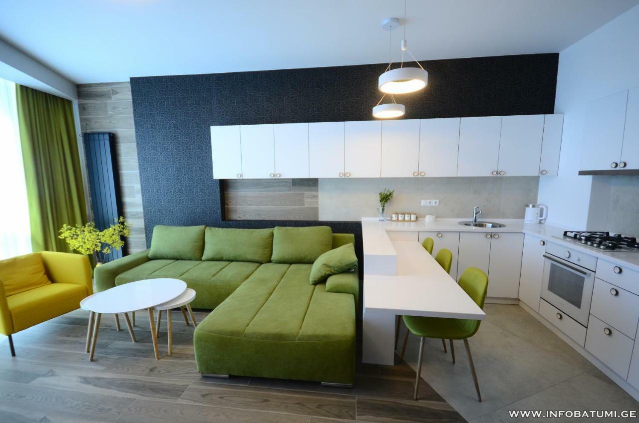 West Apartments บาทูมิ ภายนอก รูปภาพ