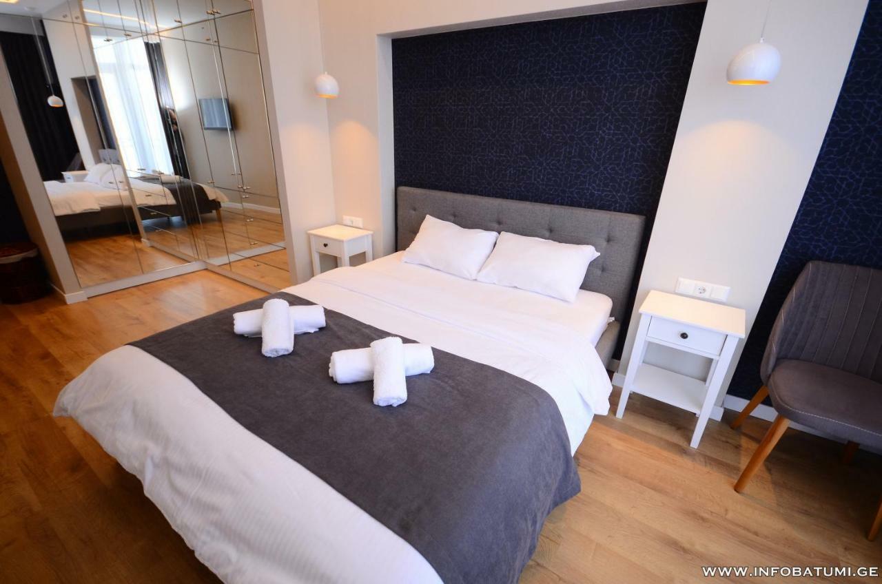 West Apartments บาทูมิ ภายนอก รูปภาพ